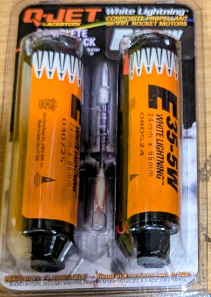 Quest Q-Jet E35 White Lightning Complete 2-Motor Launch Pack
